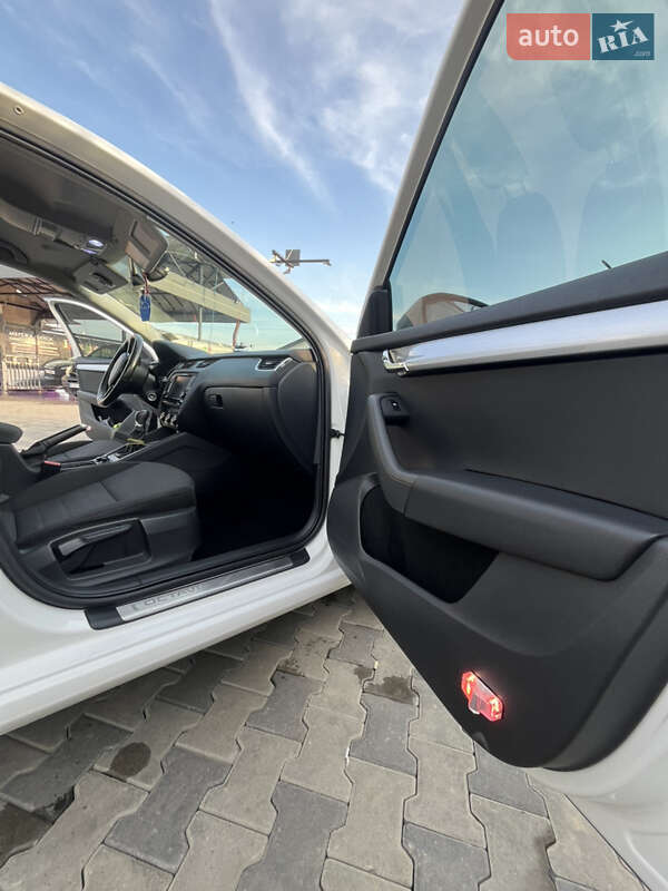 Лифтбек Skoda Octavia 2014 в Сельцо