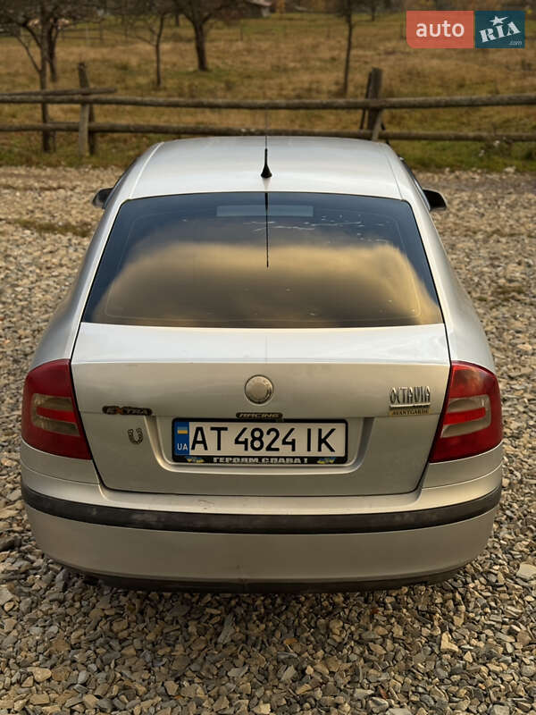 Лифтбек Skoda Octavia 2008 в Ивано-Франковске