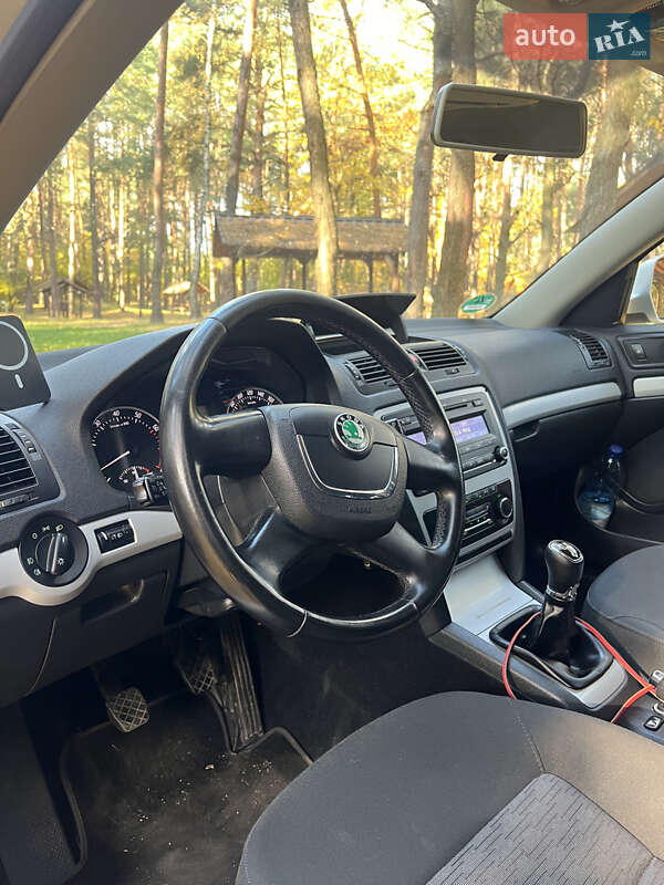 Универсал Skoda Octavia 2010 в Ровно фото 26 Универсал Skoda Octavia 2010 в Ровно