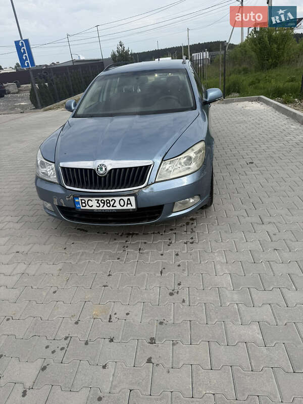 Универсал Skoda Octavia 2009 в Львове