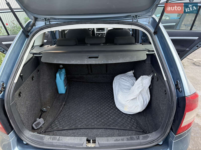 Универсал Skoda Octavia 2009 в Львове