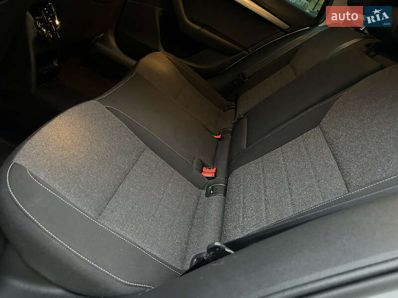 Универсал Skoda Octavia 2019 в Дрогобыче