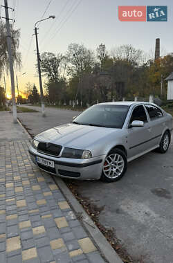 Лифтбек Skoda Octavia 2002 в Богуславе