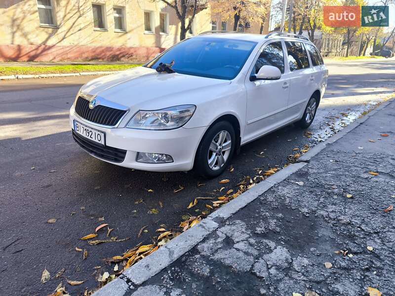 Skoda Octavia 2012 Skoda Octavia 2012