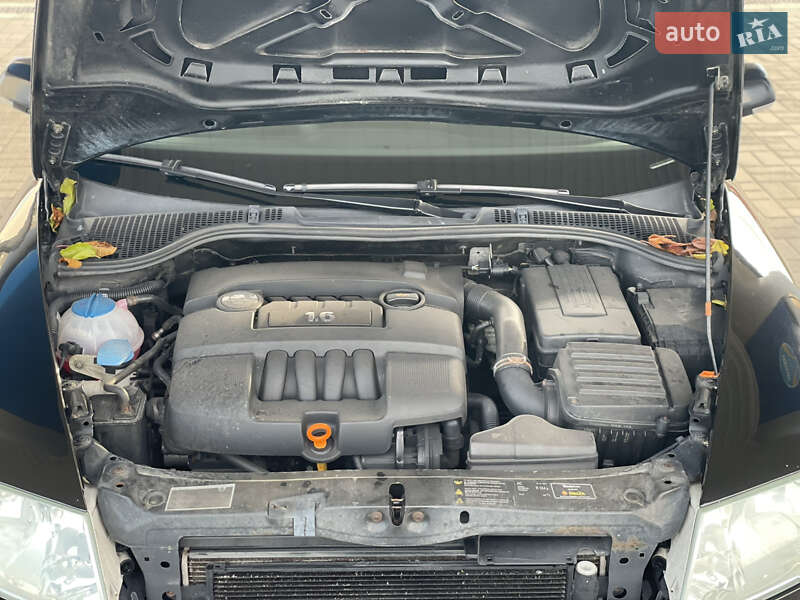 Лифтбек Skoda Octavia 2006 в Корсуне-Шевченковском