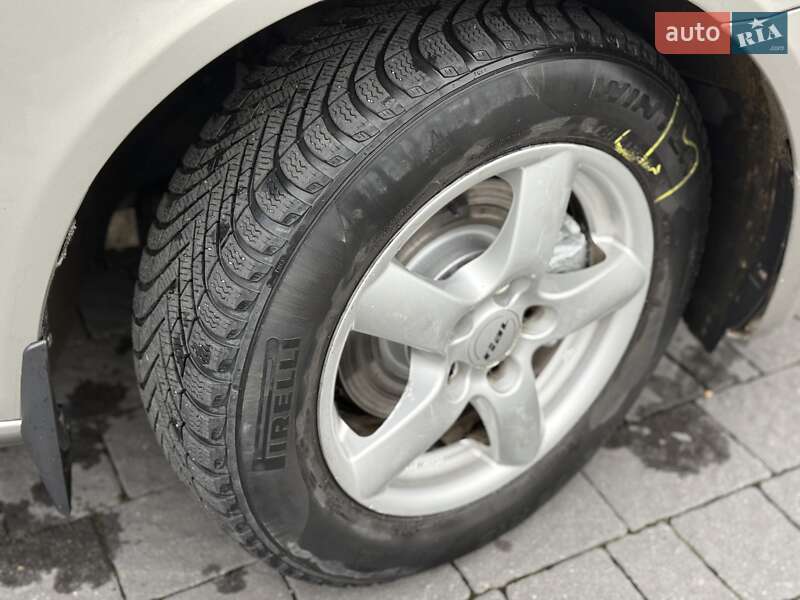 Лифтбек Skoda Octavia 2009 в Хусте фото 18 Лифтбек Skoda Octavia 2009 в Хусте