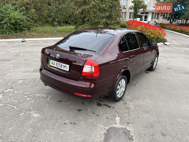 Лифтбек Skoda Octavia 2012 в Киеве