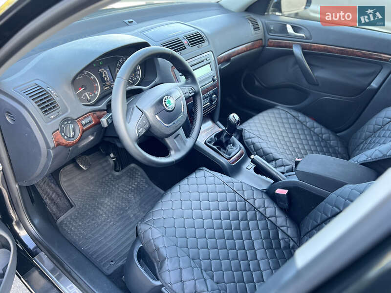Лифтбек Skoda Octavia 2011 в Днепре