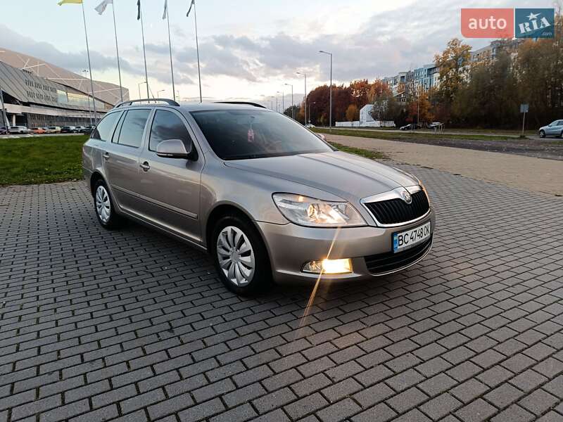 Универсал Skoda Octavia 2010 в Львове фото 6 Универсал Skoda Octavia 2010 в Львове