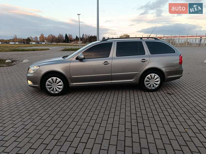 Универсал Skoda Octavia 2010 в Львове фото 17 Универсал Skoda Octavia 2010 в Львове