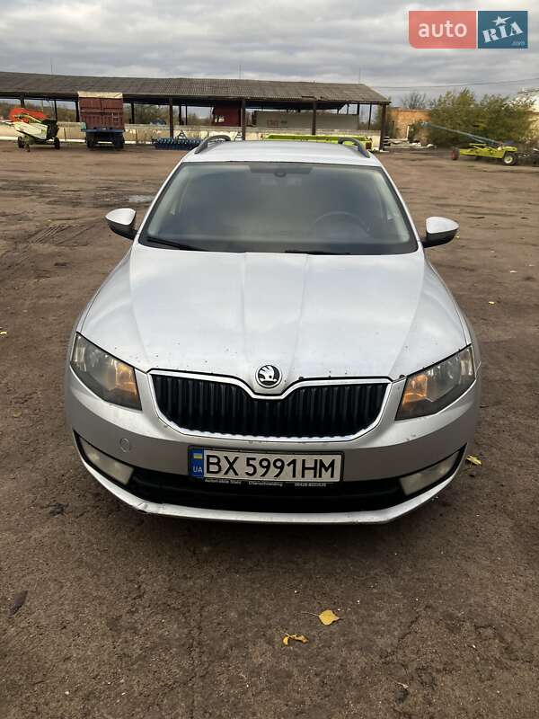 Універсал Skoda Octavia 2013 в Острозі