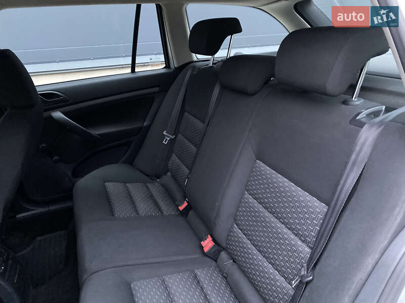 Універсал Skoda Octavia 2012 в Києві фото 33 Універсал Skoda Octavia 2012 в Києві