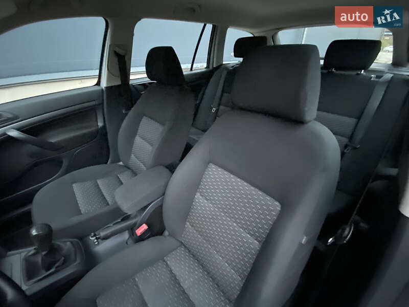 Універсал Skoda Octavia 2012 в Києві фото 36 Універсал Skoda Octavia 2012 в Києві