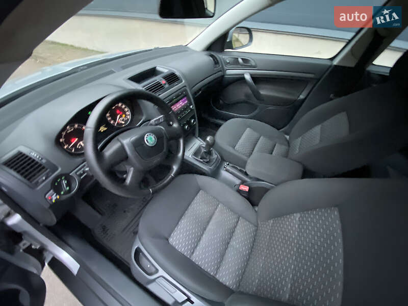 Універсал Skoda Octavia 2012 в Києві фото 40 Універсал Skoda Octavia 2012 в Києві