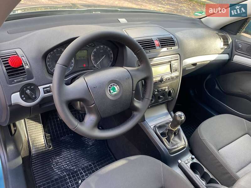 Лифтбек Skoda Octavia 2006 в Миргороде фото 6 Лифтбек Skoda Octavia 2006 в Миргороде