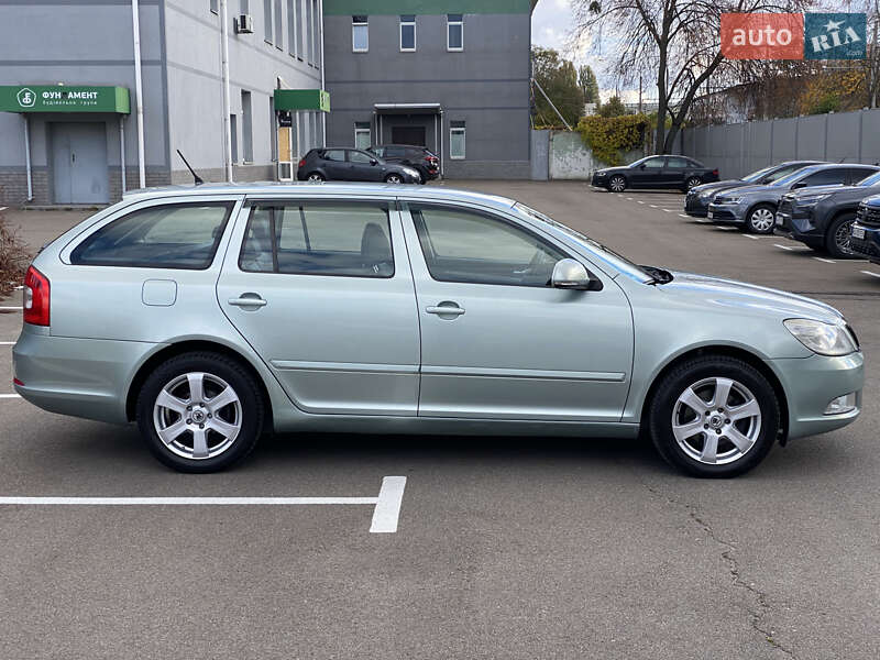 Универсал Skoda Octavia 2009 в Киеве фото 8 Универсал Skoda Octavia 2009 в Киеве