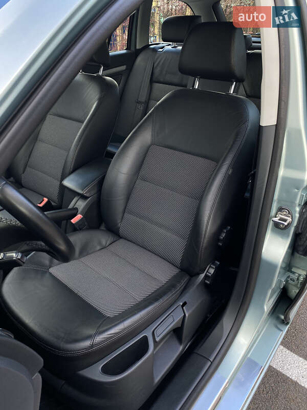 Универсал Skoda Octavia 2009 в Киеве фото 35 Универсал Skoda Octavia 2009 в Киеве