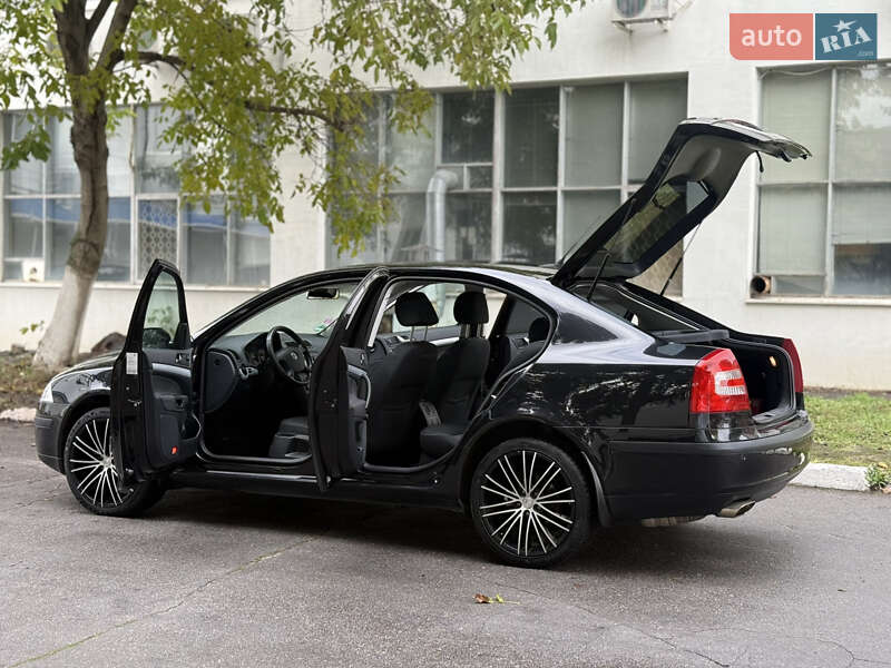 Лифтбек Skoda Octavia 2008 в Виннице