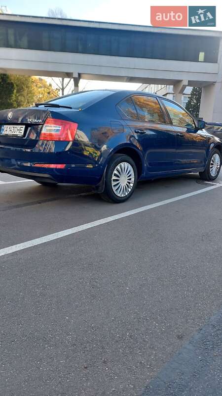 Лифтбек Skoda Octavia 2016 в Киеве
