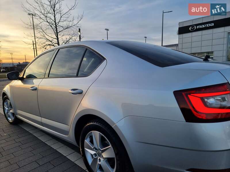 Лифтбек Skoda Octavia 2018 в Мукачево