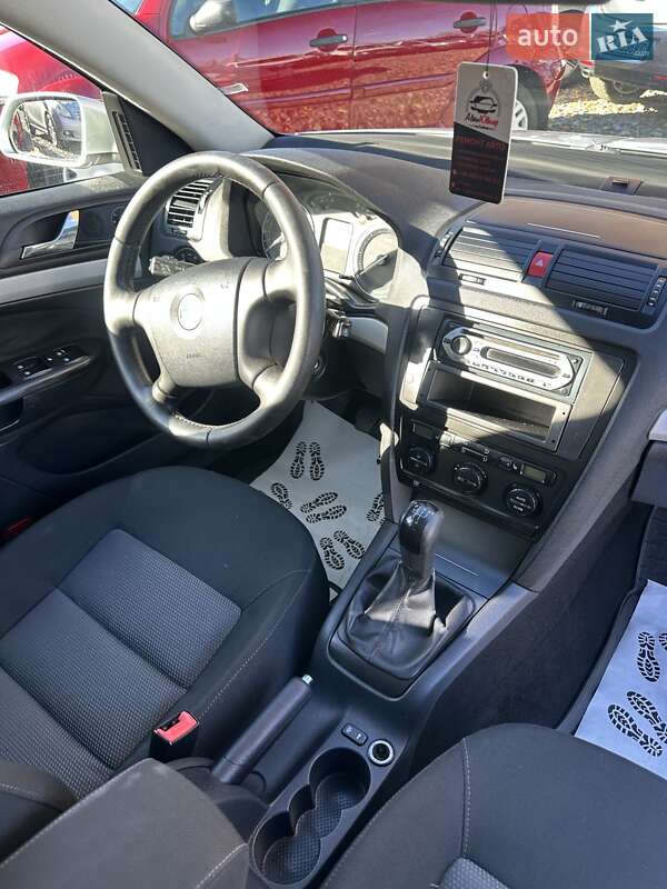 Універсал Skoda Octavia 2008 в Смілі фото 16 Універсал Skoda Octavia 2008 в Смілі