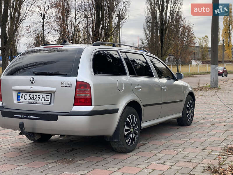 Універсал Skoda Octavia 2006 в Черняхові
