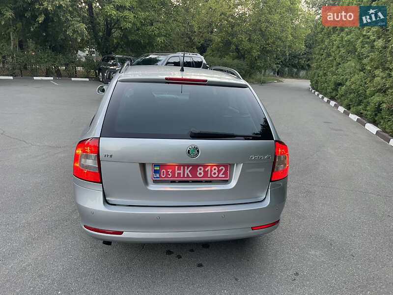 Універсал Skoda Octavia 2010 в Броварах