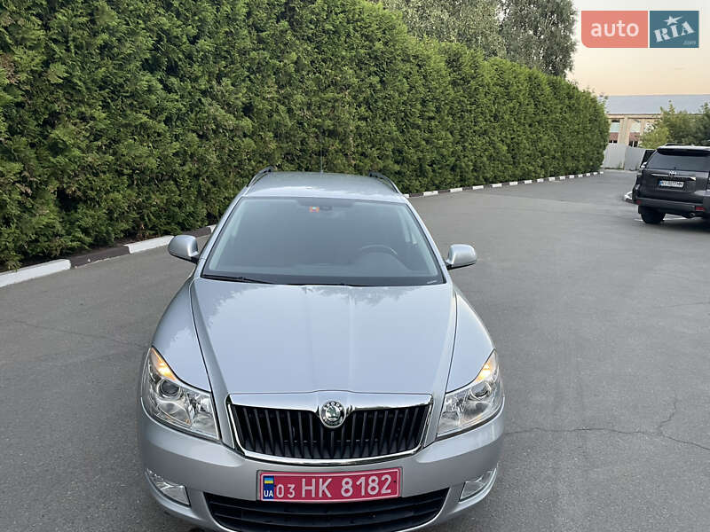 Універсал Skoda Octavia 2010 в Броварах