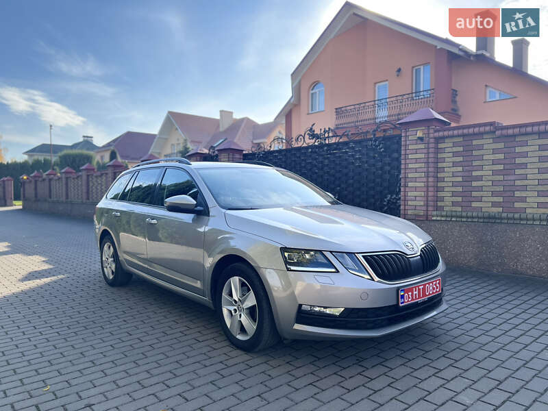 Универсал Skoda Octavia 2018 в Дубно фото 3 Универсал Skoda Octavia 2018 в Дубно