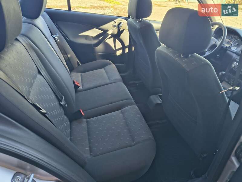 Лифтбек Skoda Octavia 2007 в Южноукраинске фото 7 Лифтбек Skoda Octavia 2007 в Южноукраинске