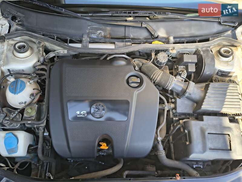 Лифтбек Skoda Octavia 2007 в Южноукраинске фото 15 Лифтбек Skoda Octavia 2007 в Южноукраинске