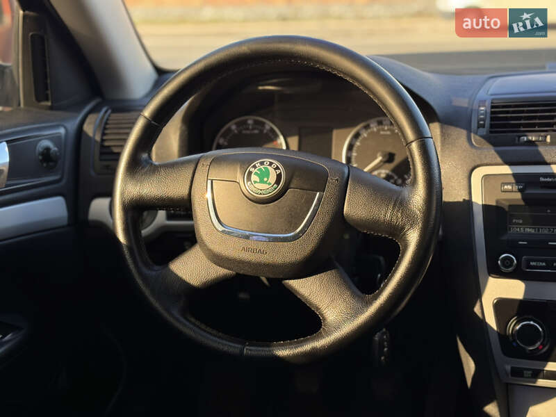 Лифтбек Skoda Octavia 2010 в Бердичеве
