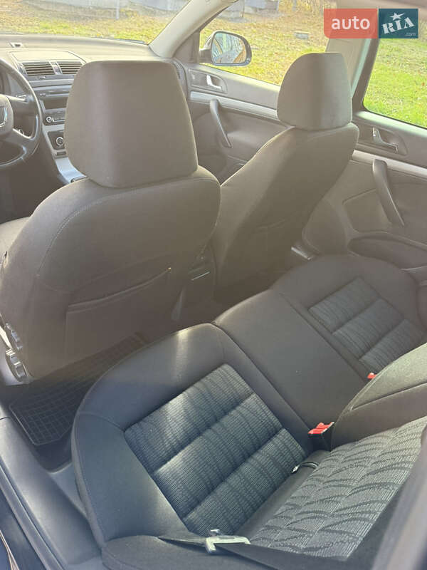 Универсал Skoda Octavia 2011 в Шептицькому фото 13 Универсал Skoda Octavia 2011 в Шептицькому