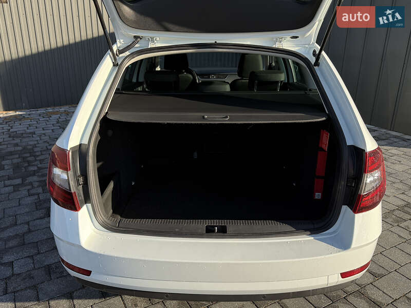 Універсал Skoda Octavia 2017 в Рівному