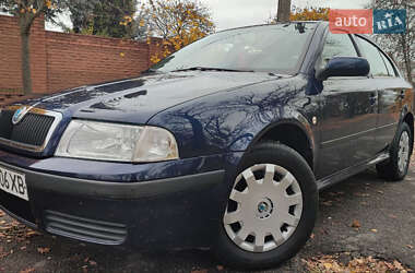Ліфтбек Skoda Octavia 2003 в Харкові