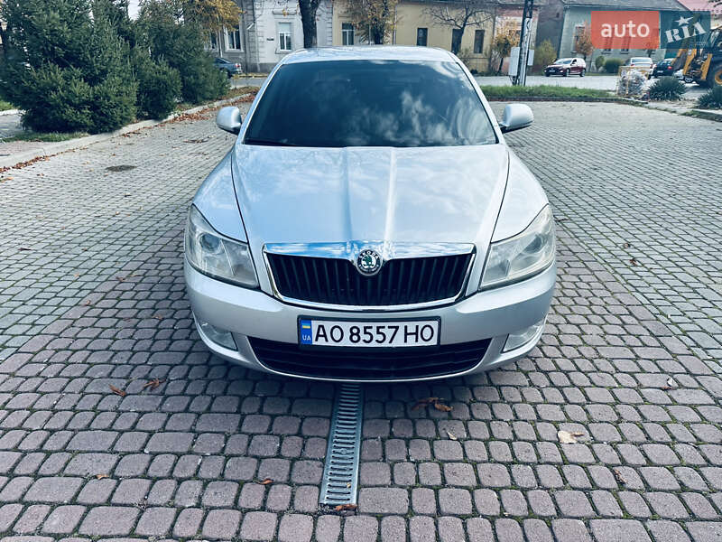 Лифтбек Skoda Octavia 2010 в Мукачево
