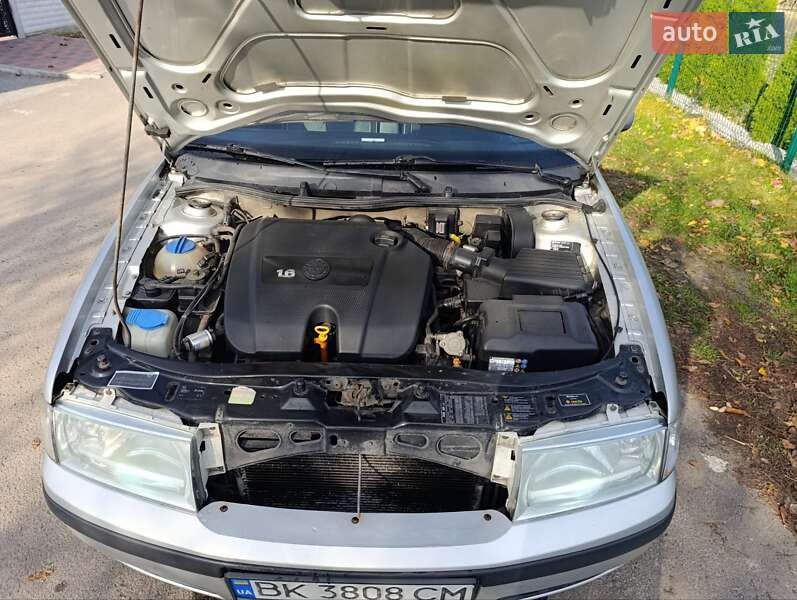 Лифтбек Skoda Octavia 2005 в Ровно