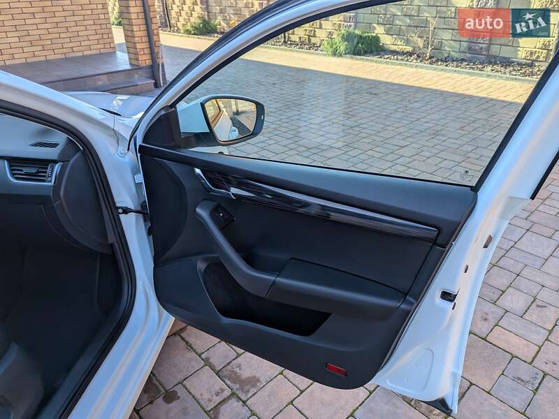 Универсал Skoda Octavia 2018 в Луцке фото 29 Универсал Skoda Octavia 2018 в Луцке