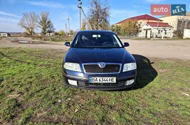 Лифтбек Skoda Octavia 2004 в Первомайске