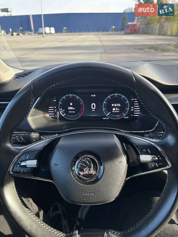 Лифтбек Skoda Octavia 2020 в Черновцах