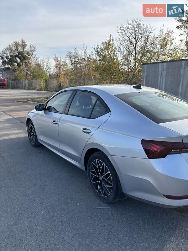 Лифтбек Skoda Octavia 2020 в Черновцах