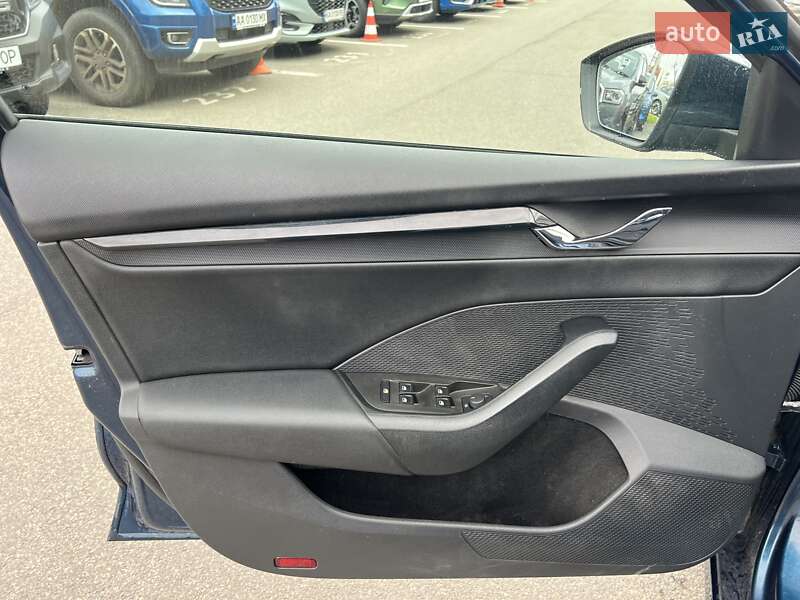 Лифтбек Skoda Octavia 2021 в Киеве фото 14 Лифтбек Skoda Octavia 2021 в Киеве