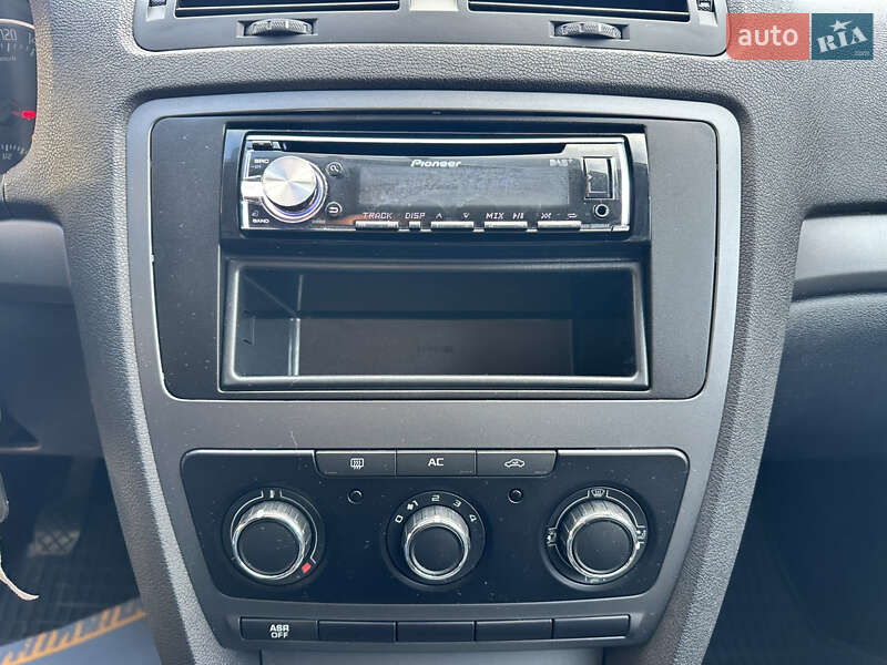 Универсал Skoda Octavia 2012 в Виннице