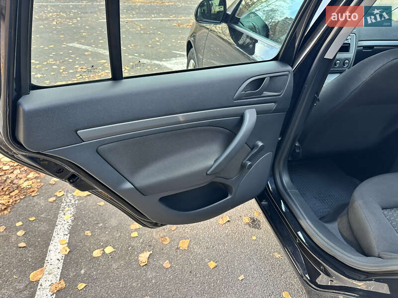 Универсал Skoda Octavia 2012 в Виннице