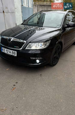 Універсал Skoda Octavia 2011 в Дніпрі