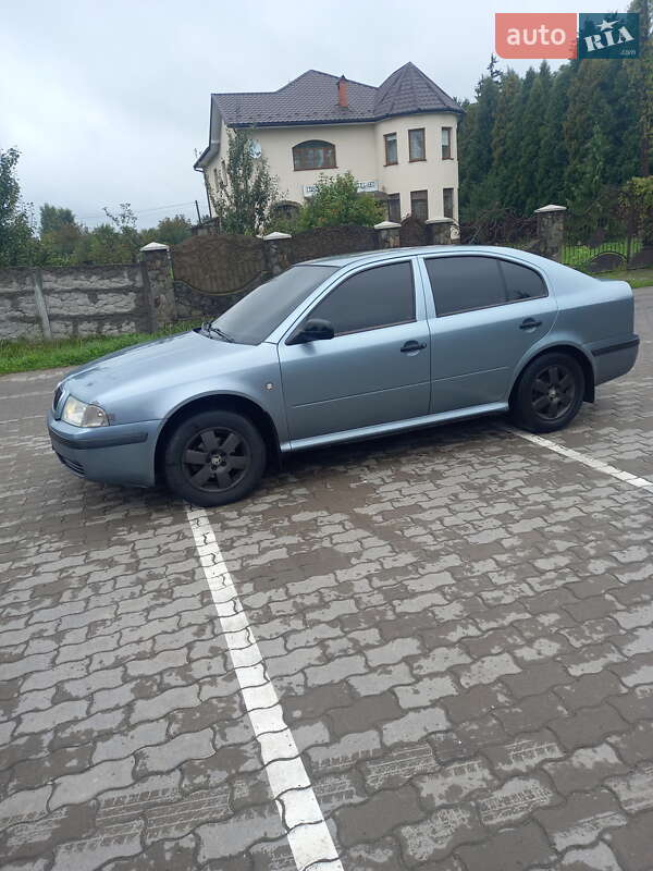 Лифтбек Skoda Octavia 2003 в Рудки