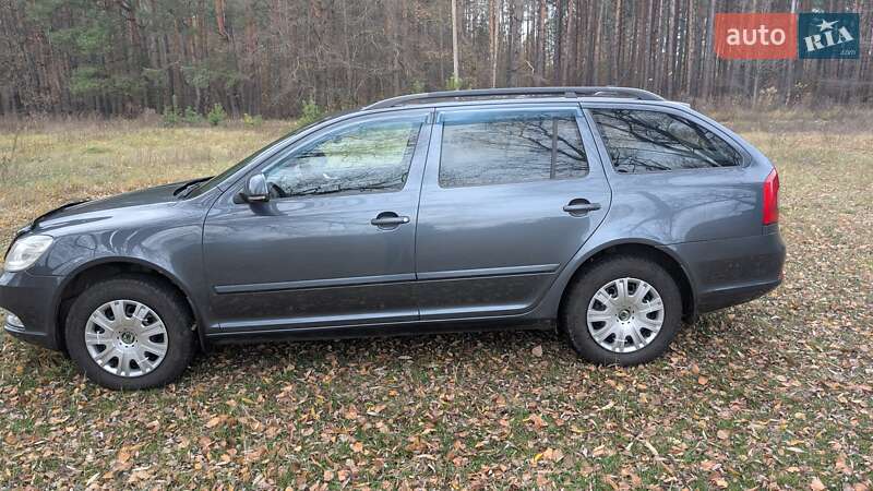 Универсал Skoda Octavia 2012 в Прилуках