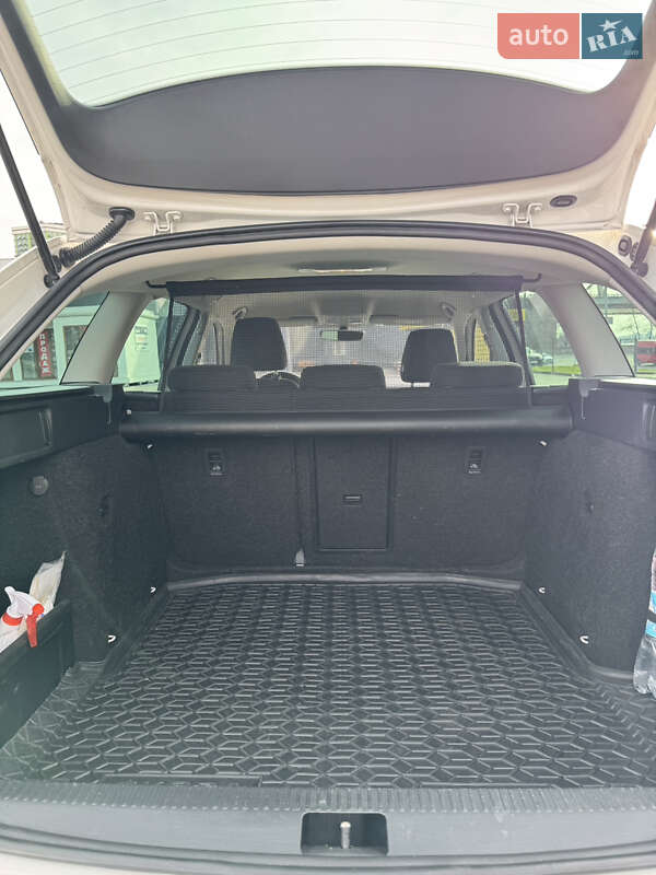 Универсал Skoda Octavia 2019 в Киеве фото 18 Универсал Skoda Octavia 2019 в Киеве