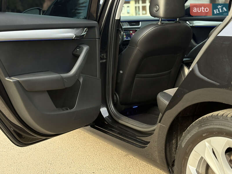 Универсал Skoda Octavia 2016 в Львове фото 37 Универсал Skoda Octavia 2016 в Львове