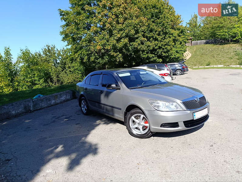 Лифтбек Skoda Octavia 2010 в Галиче фото 20 Лифтбек Skoda Octavia 2010 в Галиче